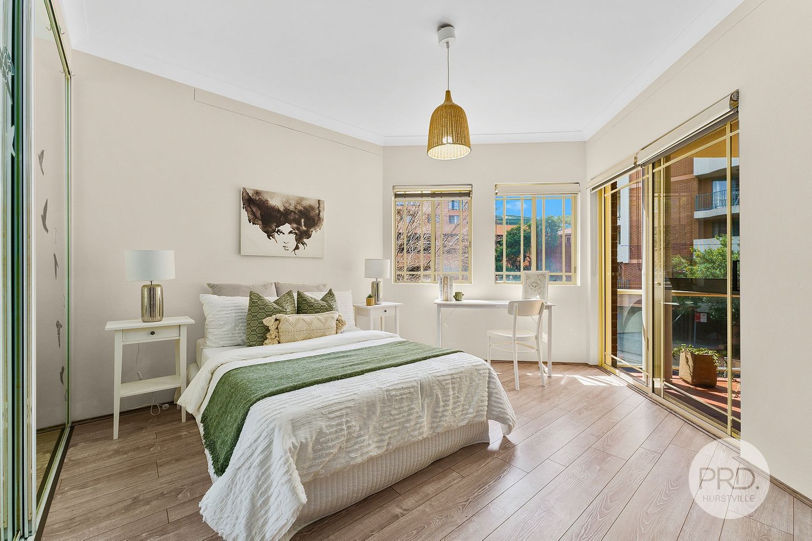 2C/38-42 Woniora Road HURSTVILLE 6