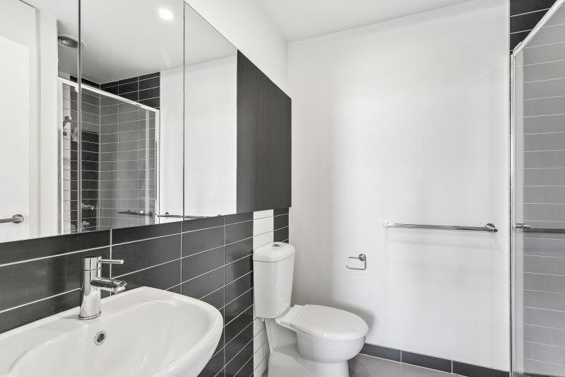 Gallery: 2C/64 Cross Street