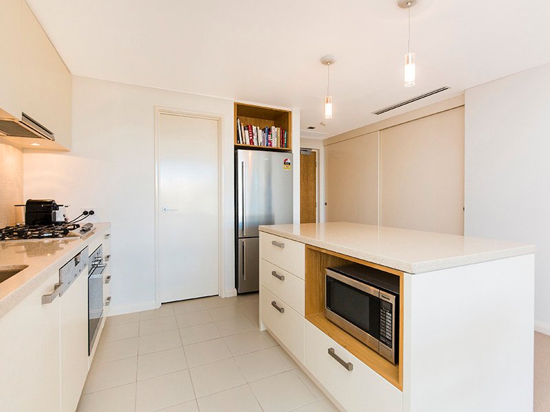 2E/1303 Hay Street WEST PERTH 11