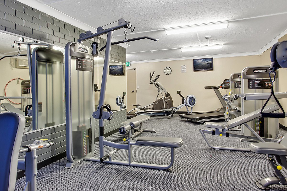 2F/52 Goodwin Terrace BURLEIGH HEADS 15