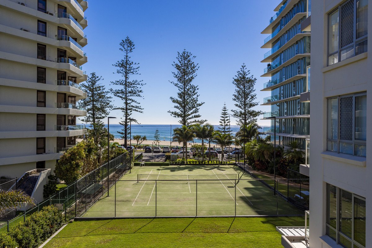 2F/52 Goodwin Terrace BURLEIGH HEADS 3