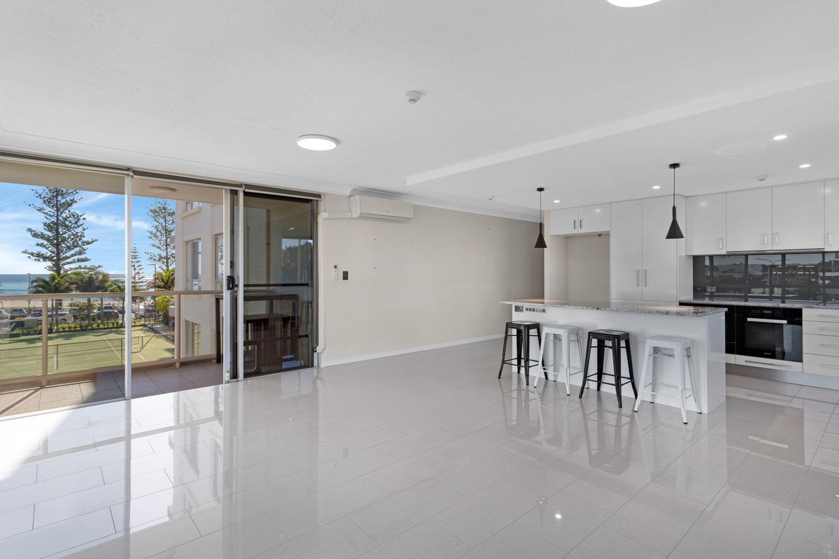 2F/52 Goodwin Terrace BURLEIGH HEADS 6