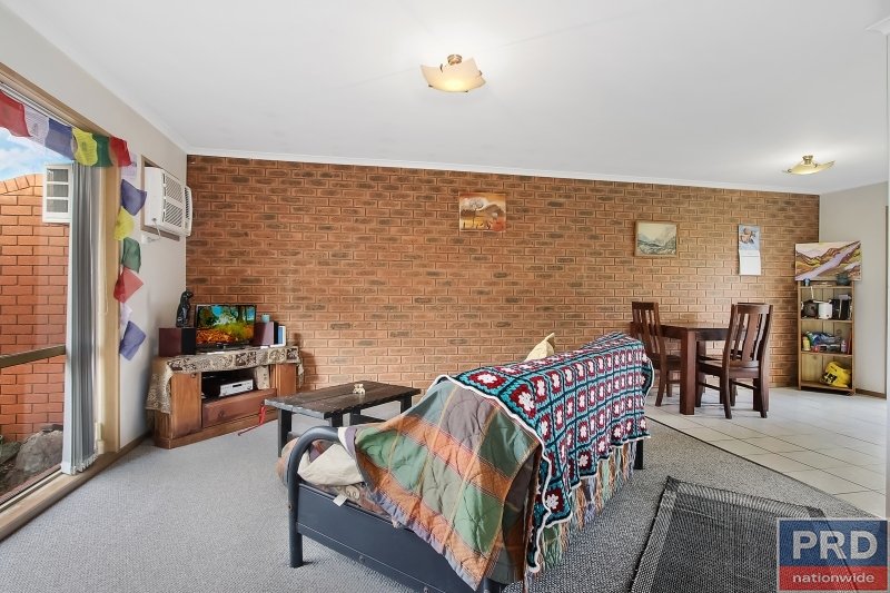 3 / 4 Paramount Court WODONGA 3