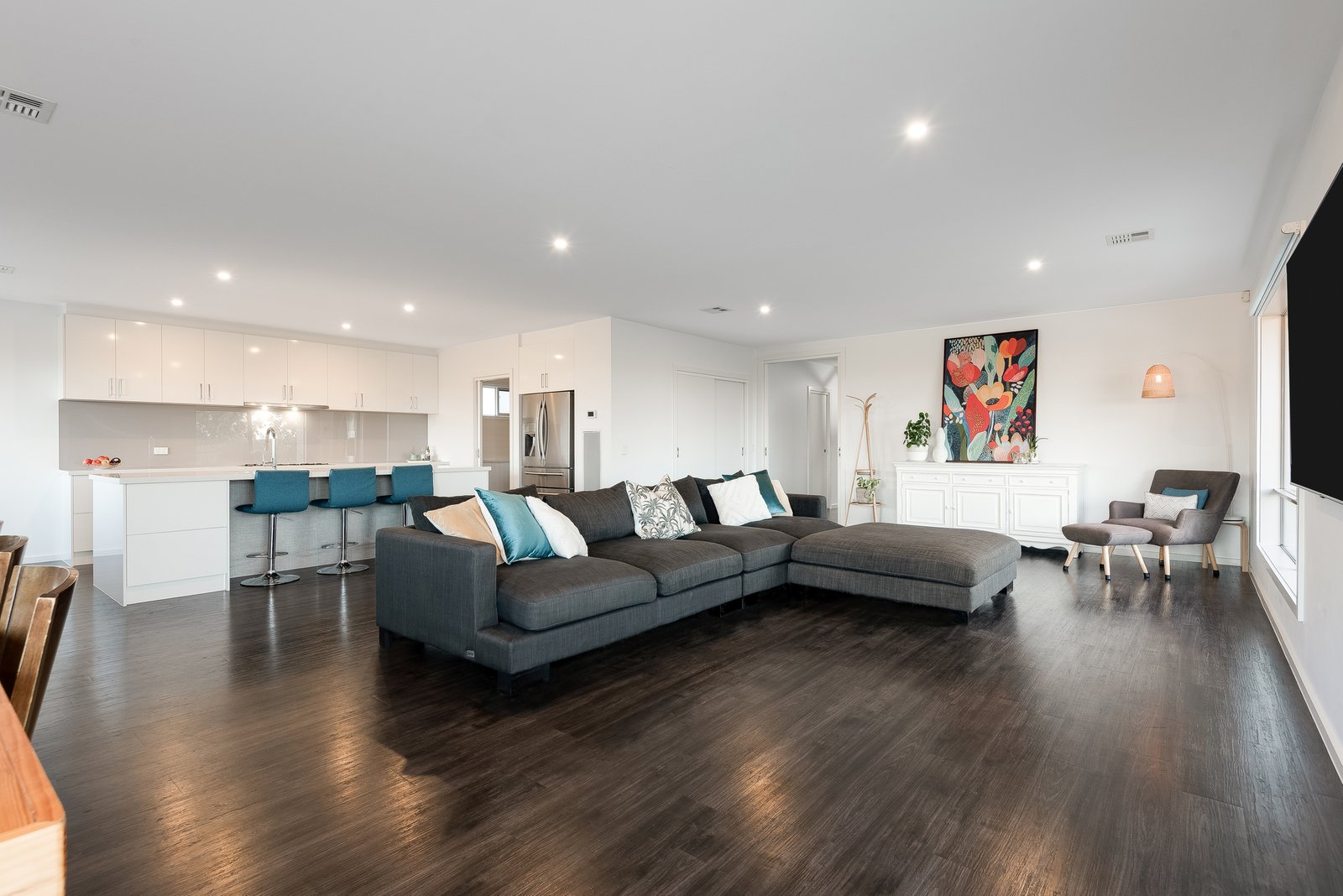 Gallery: 3-5 Morena Street