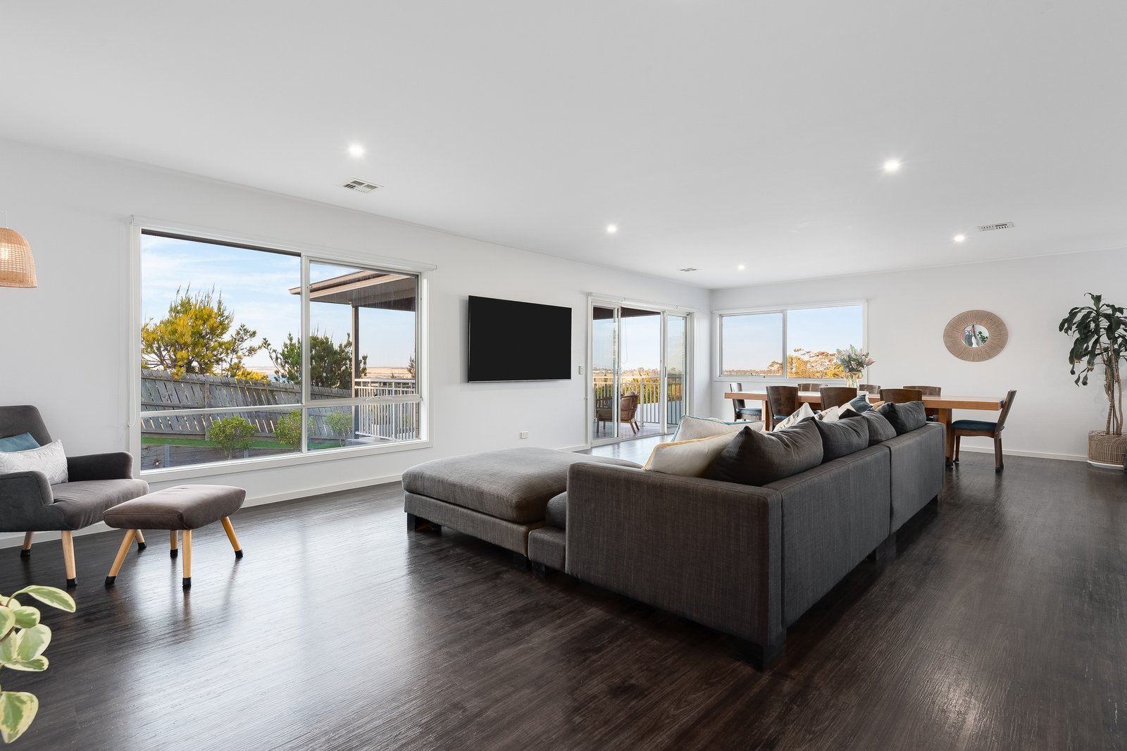 Gallery: 3-5 Morena Street