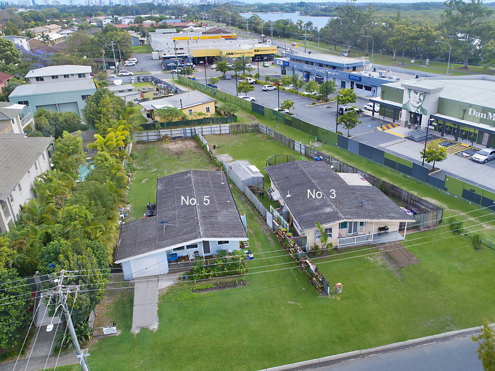 3 & 5 Parry Street TWEED HEADS SOUTH 17