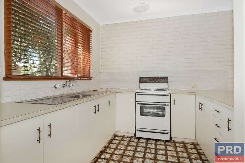3 / 684 Dean Street ALBURY 4