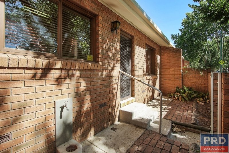 3 / 684 Dean Street ALBURY 9