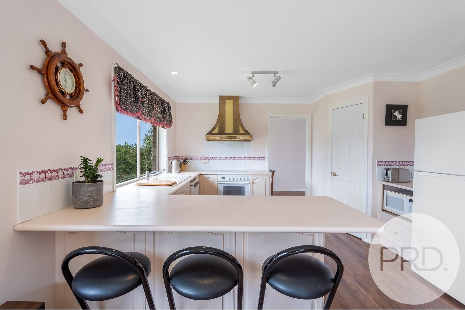 3 Adelong Drive KINGSTON 6