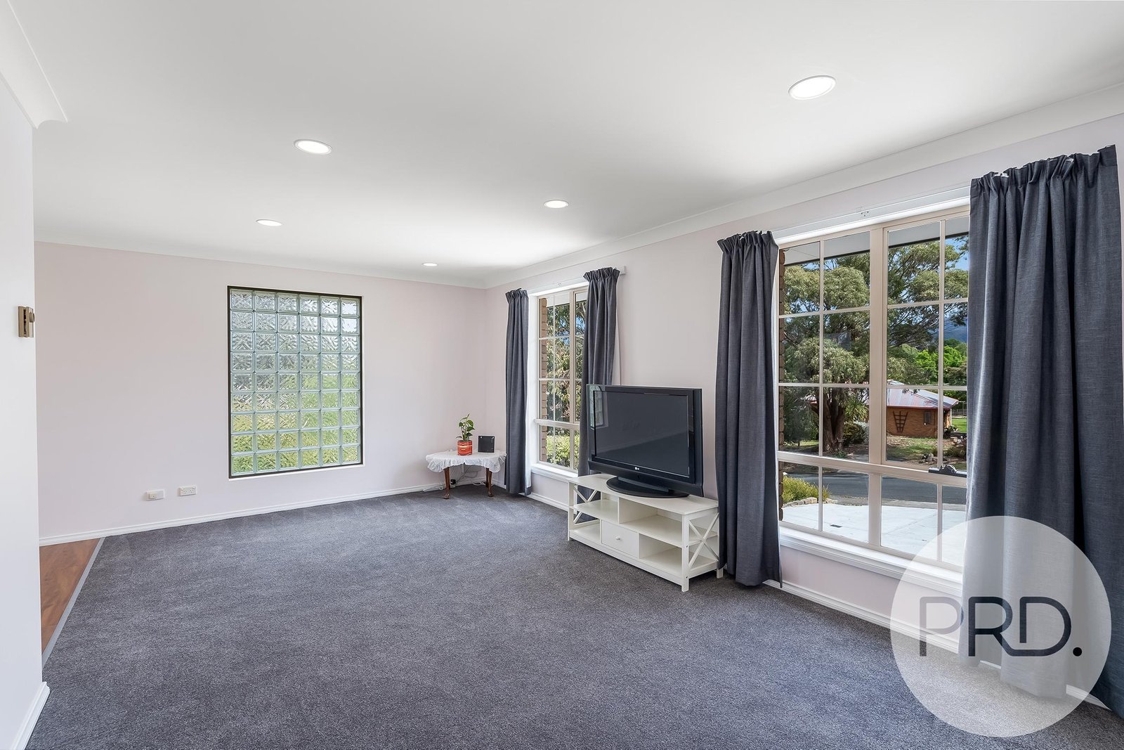 3 Adelong Drive KINGSTON 11