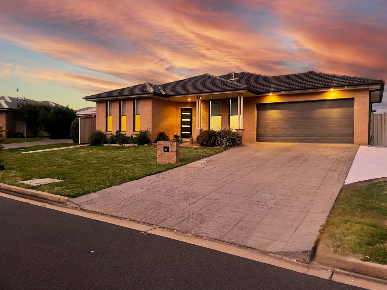 3 Agate Street ORANGE 1