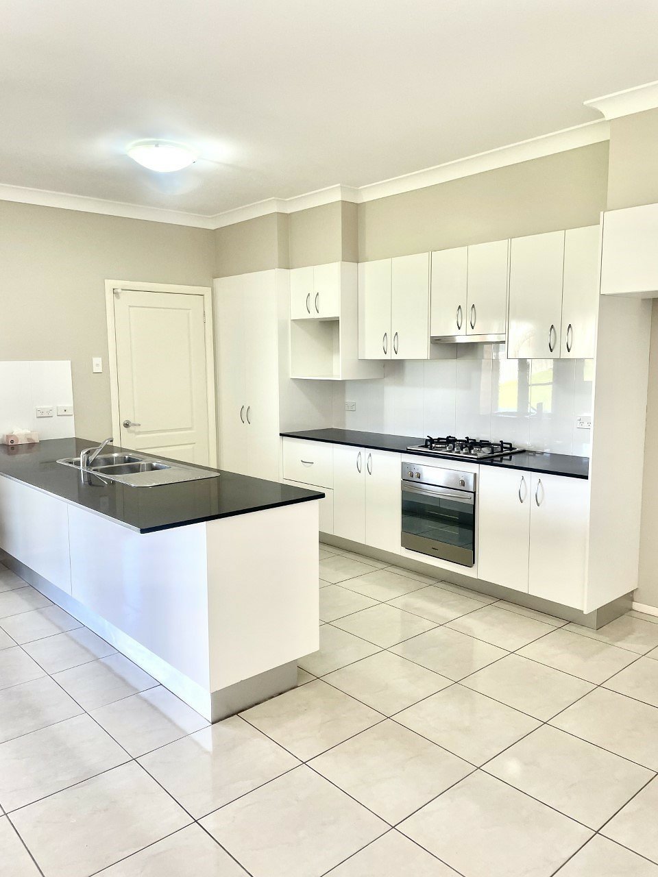 3 Agate Street ORANGE 2