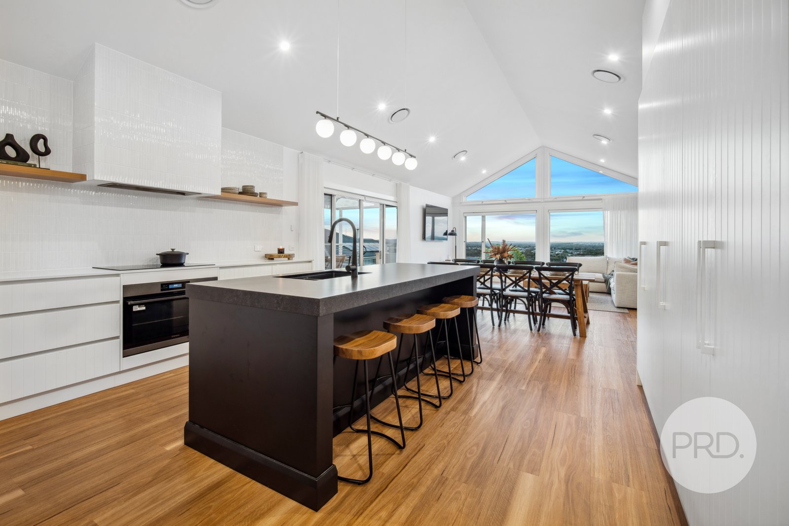 3 Ahket Avenue LLOYD 1