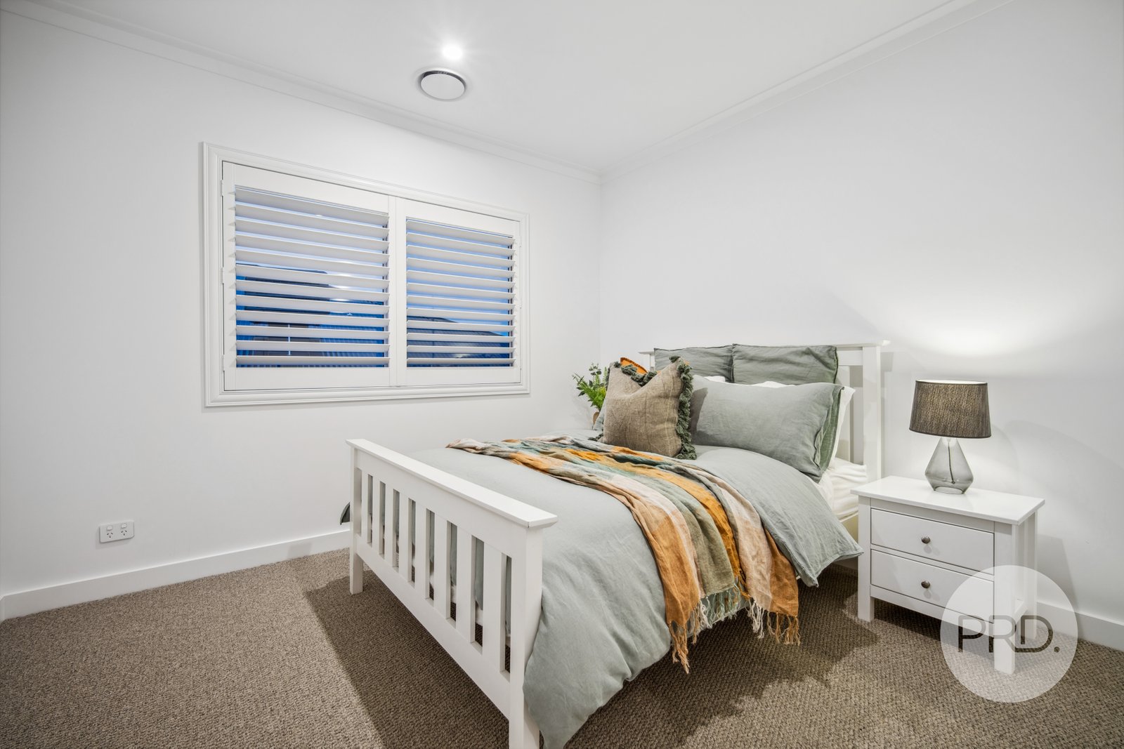 3 Ahket Avenue LLOYD 15