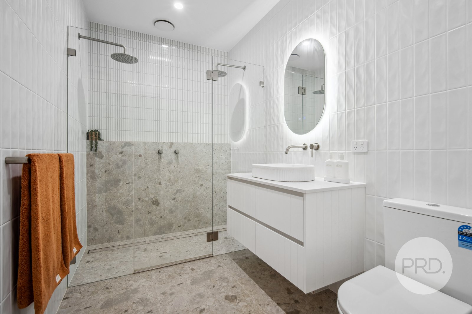 3 Ahket Avenue LLOYD 19