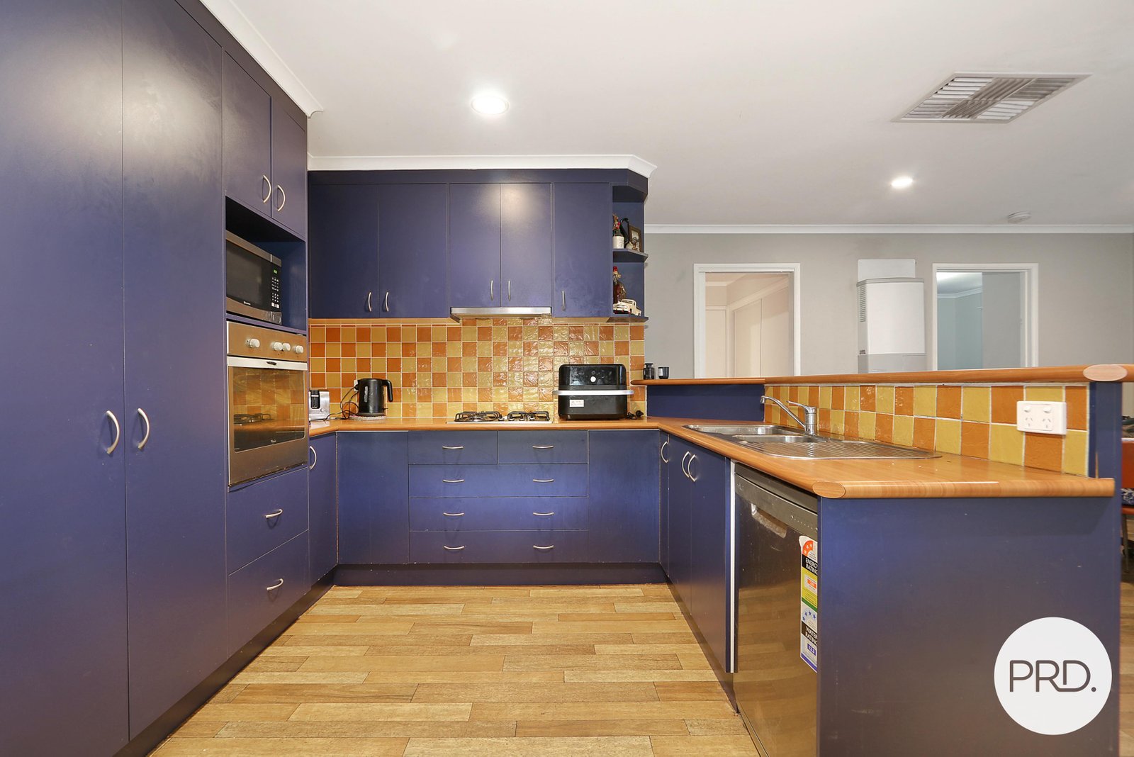 3 Akuna Place SPRINGDALE HEIGHTS 2