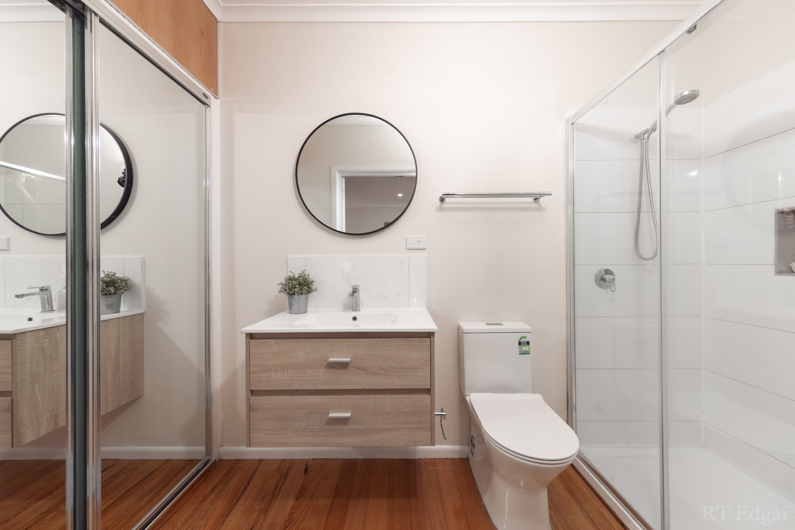 Real Estate and Property in 3 Alberta Avenue, Box Hill North, VIC