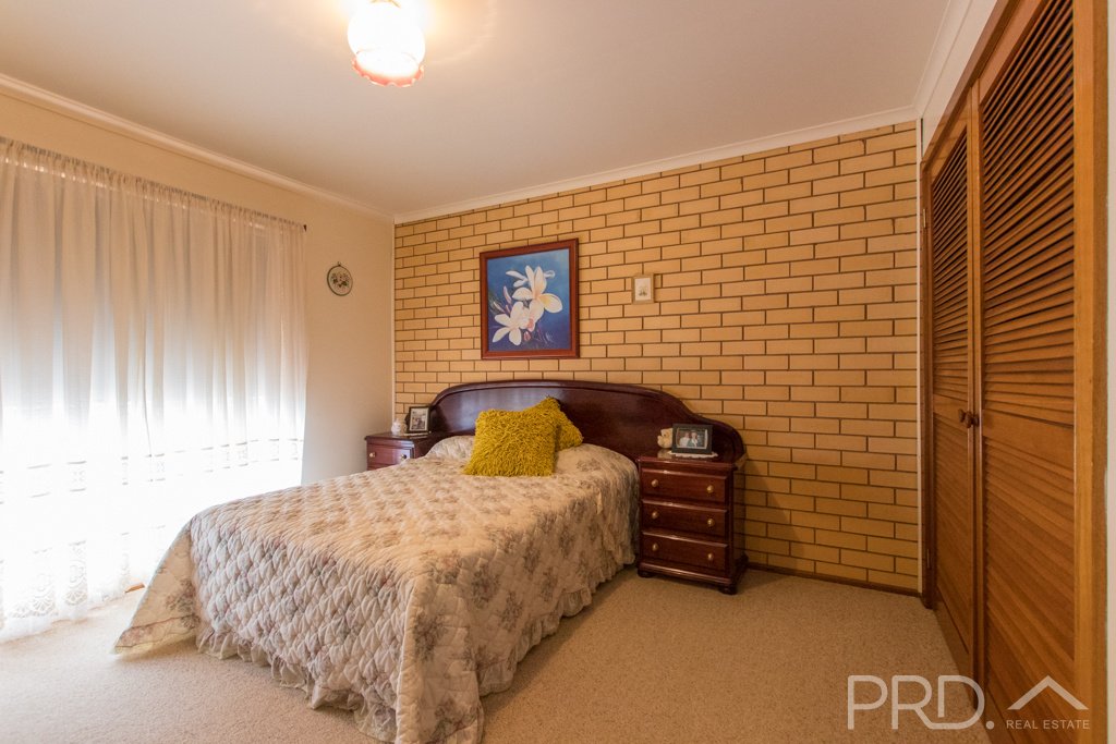 3 Anderson Place TUMUT 14