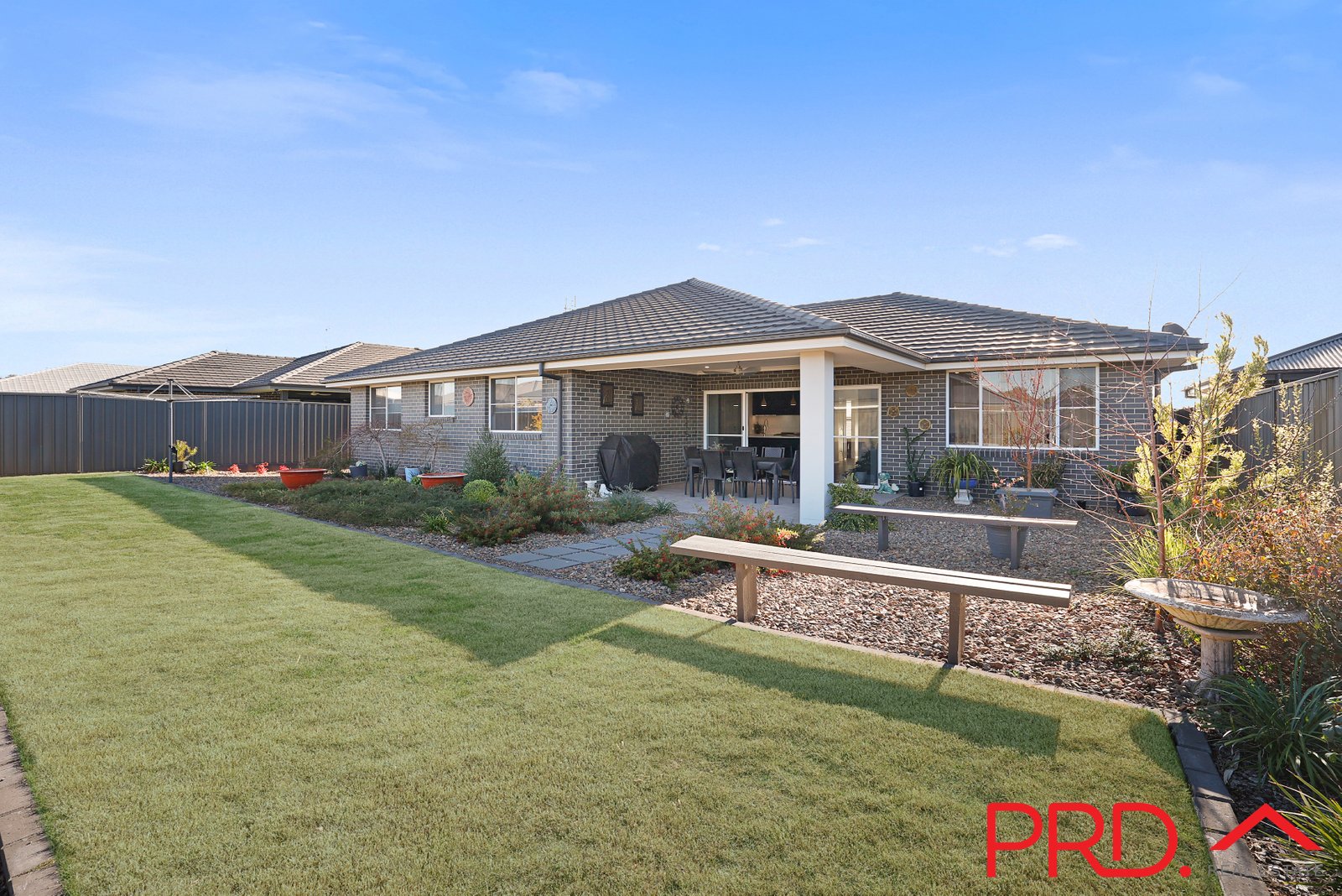 3 Angus Place TAMWORTH 17