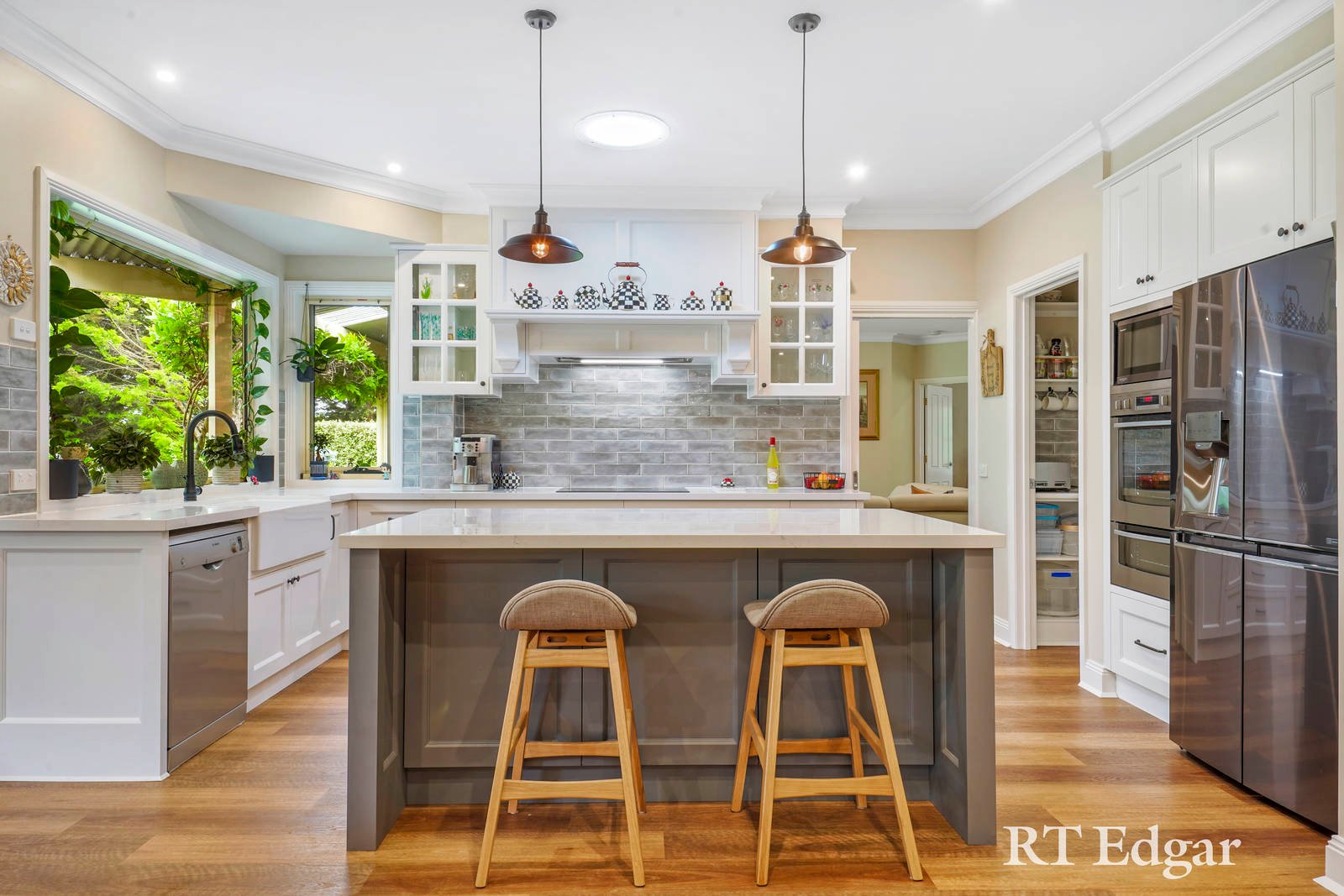 Real Estate and Property in 3 Annie Catherine Court, New Gisborne, VIC