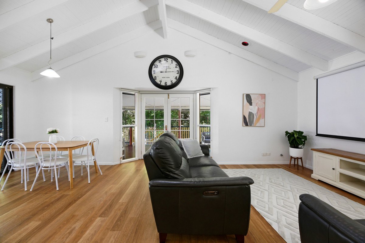 3 Aringa Way Tallebudgera 8