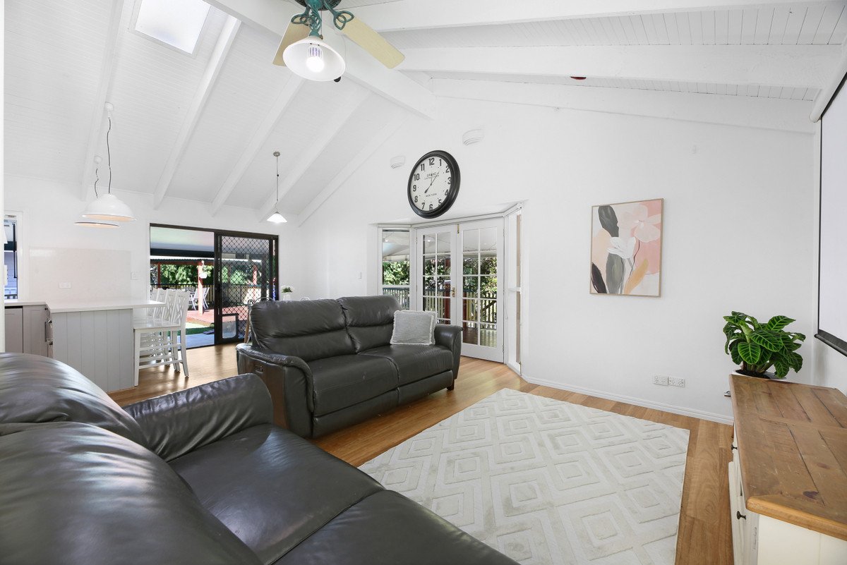 3 Aringa Way Tallebudgera 10