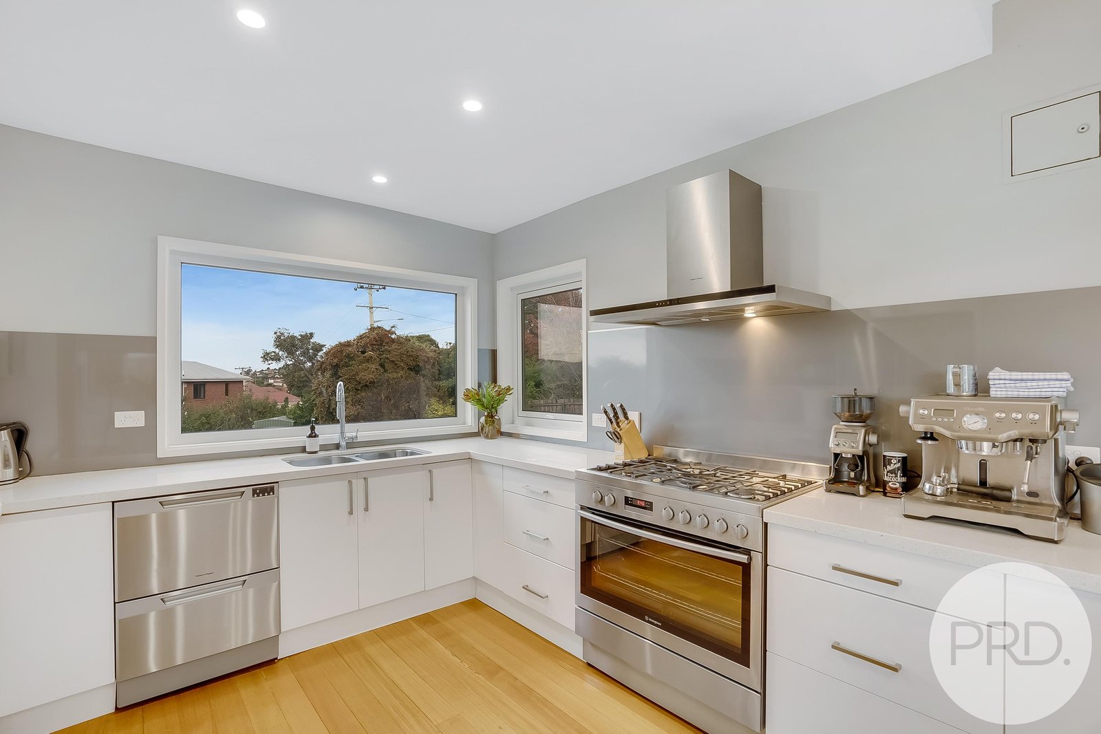 3 Athleen Avenue LENAH VALLEY 11