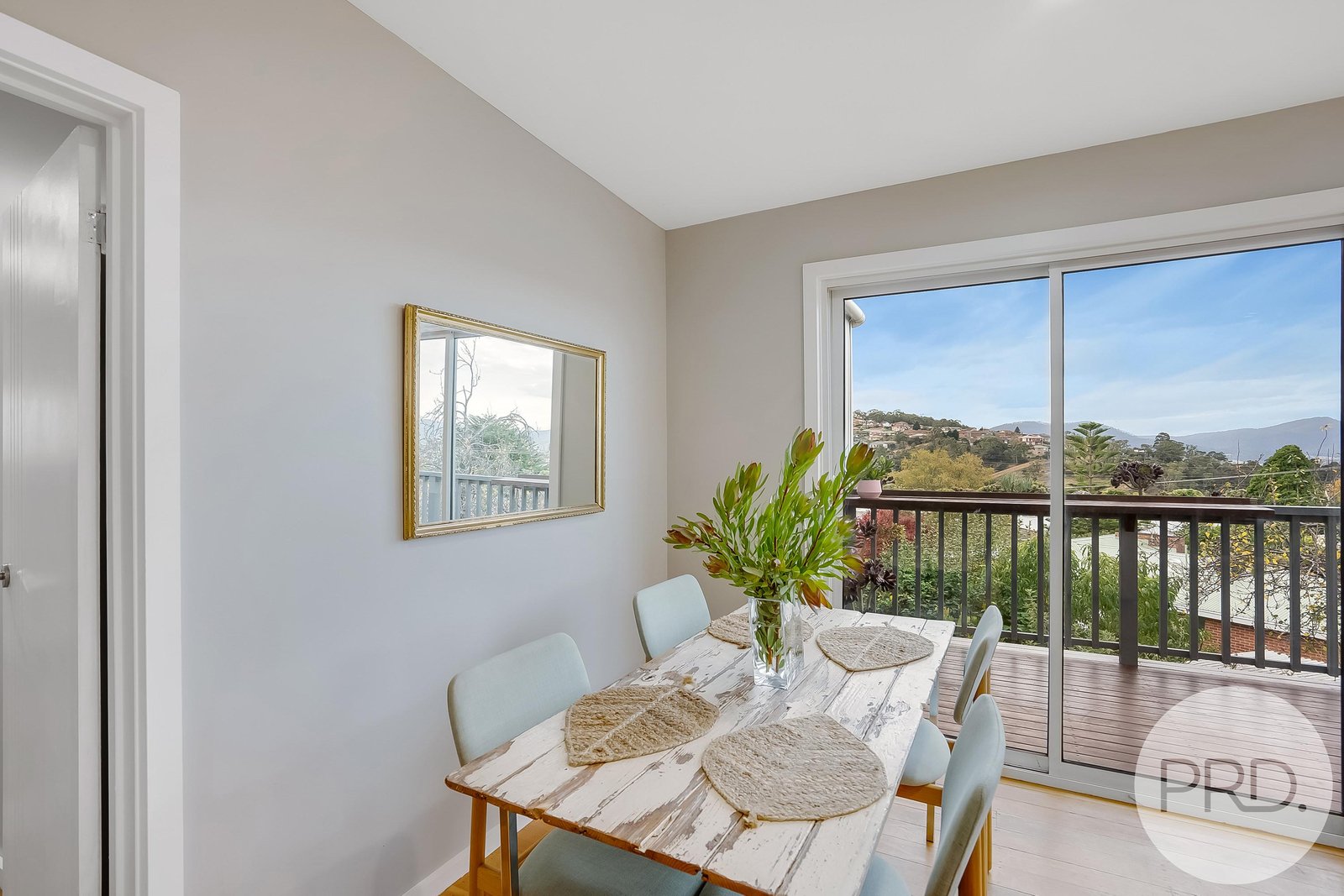 3 Athleen Avenue LENAH VALLEY 12