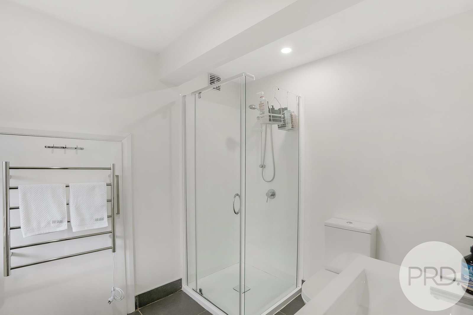 3 Athleen Avenue LENAH VALLEY 24