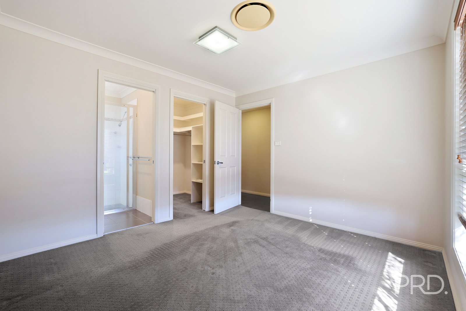 3 Baker Close CALALA 5