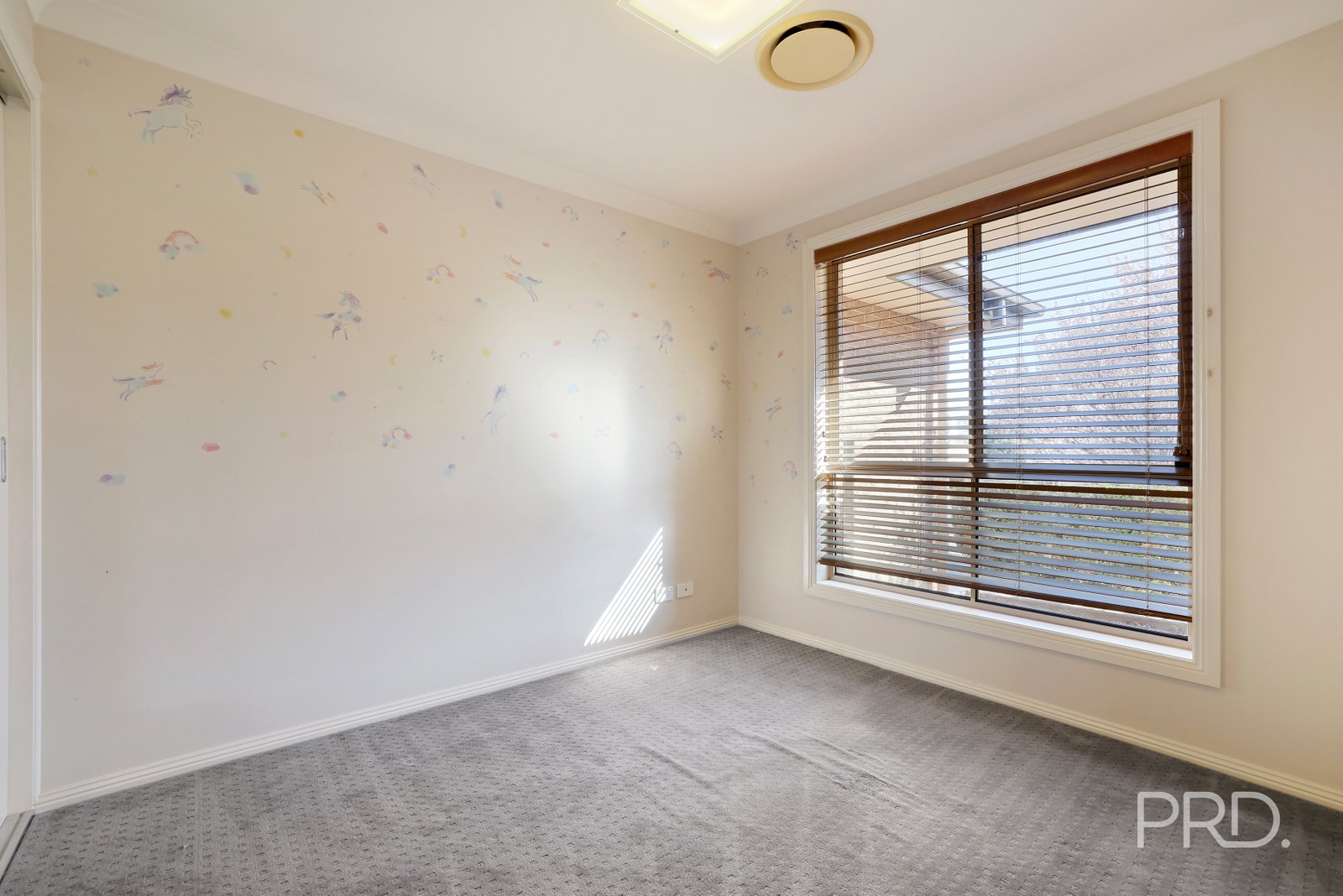 3 Baker Close CALALA 13