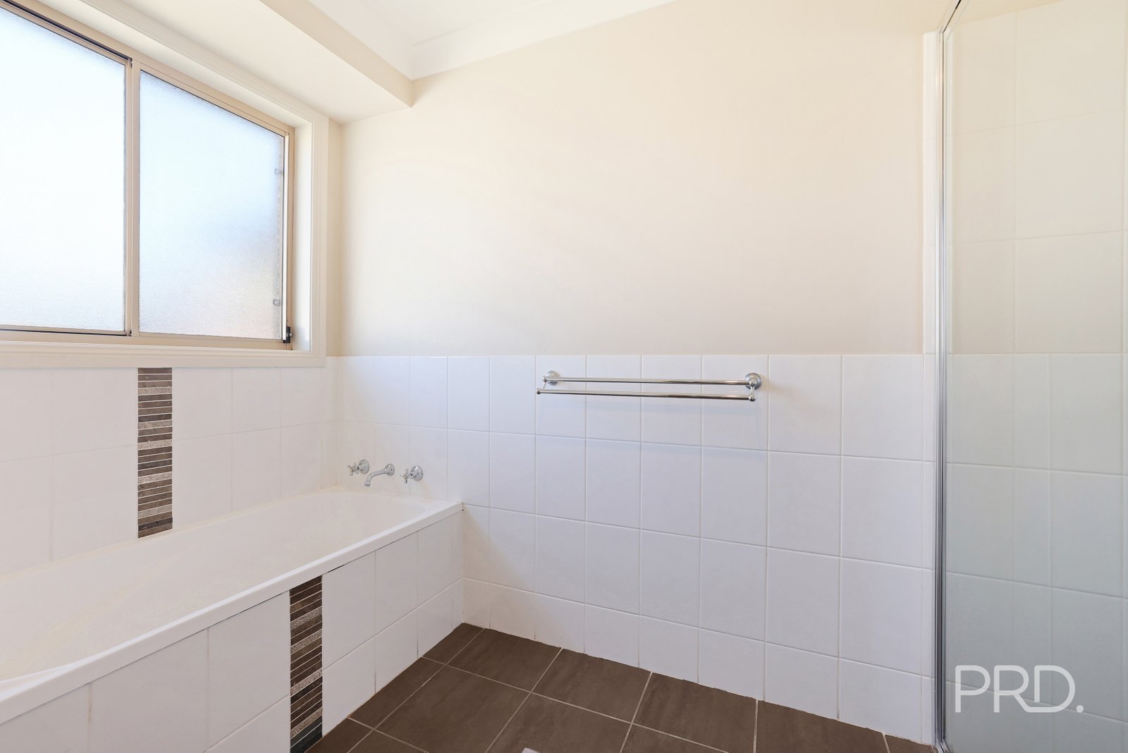 3 Baker Close CALALA 15
