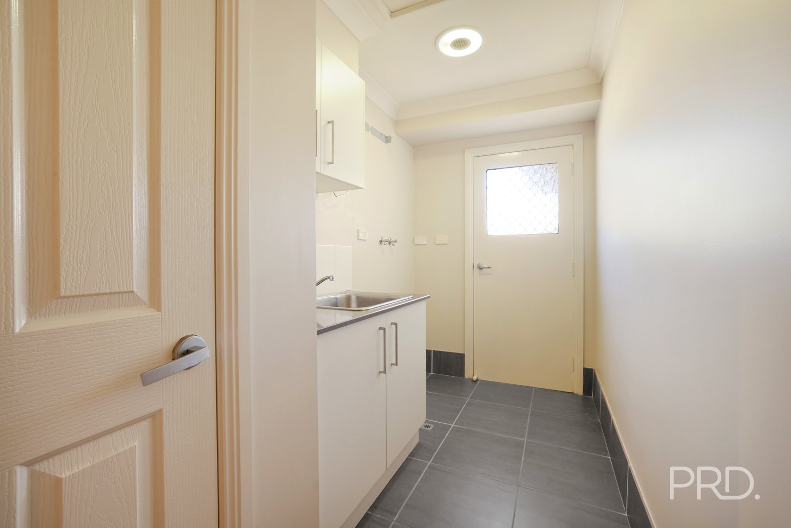 3 Baker Close CALALA 19
