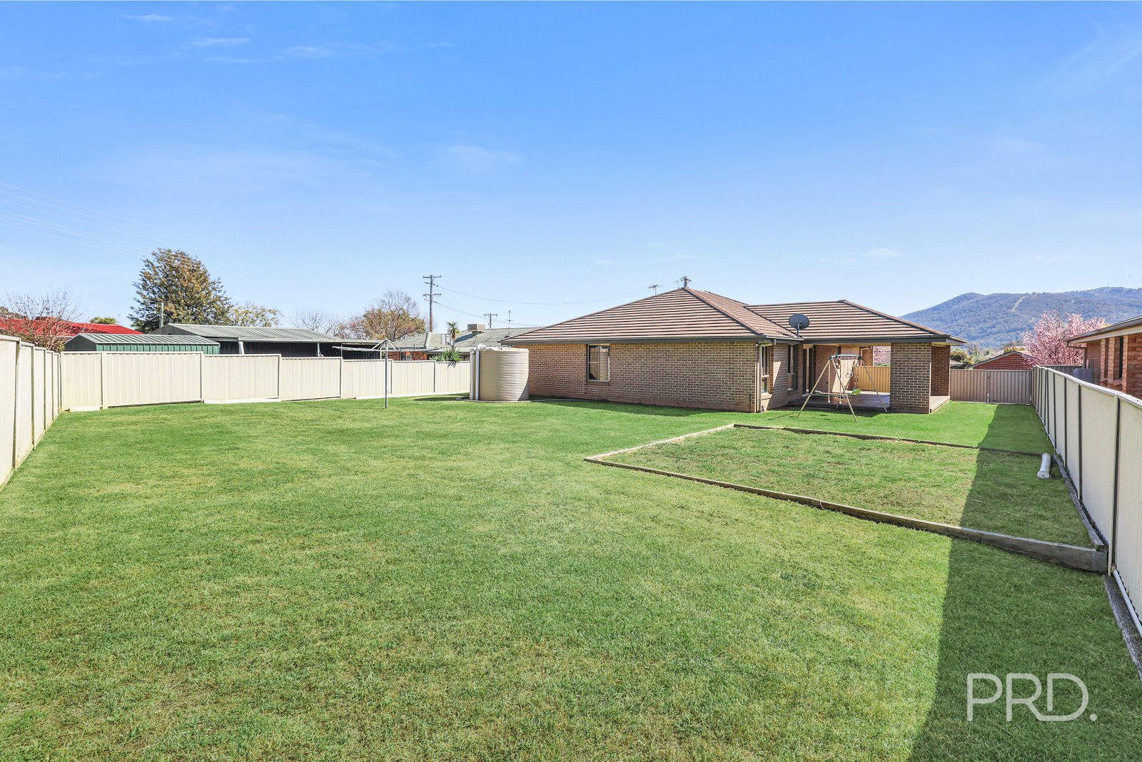 3 Baker Close CALALA 22