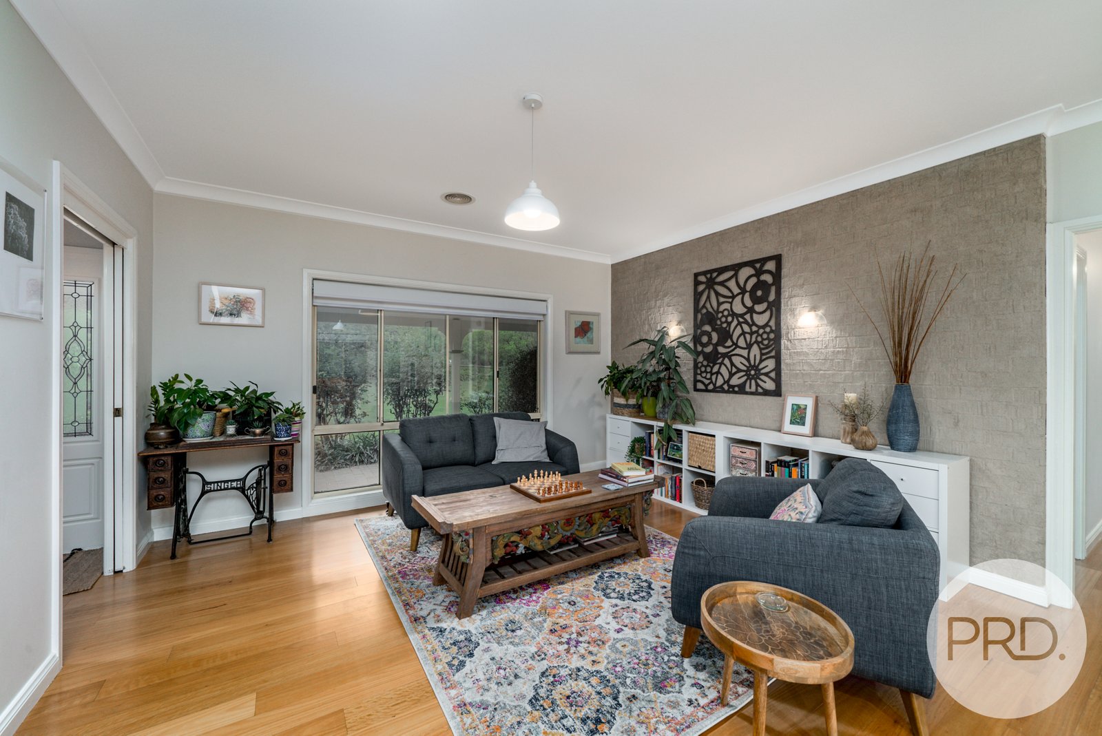 3 Banksia Place SPRINGVALE 3