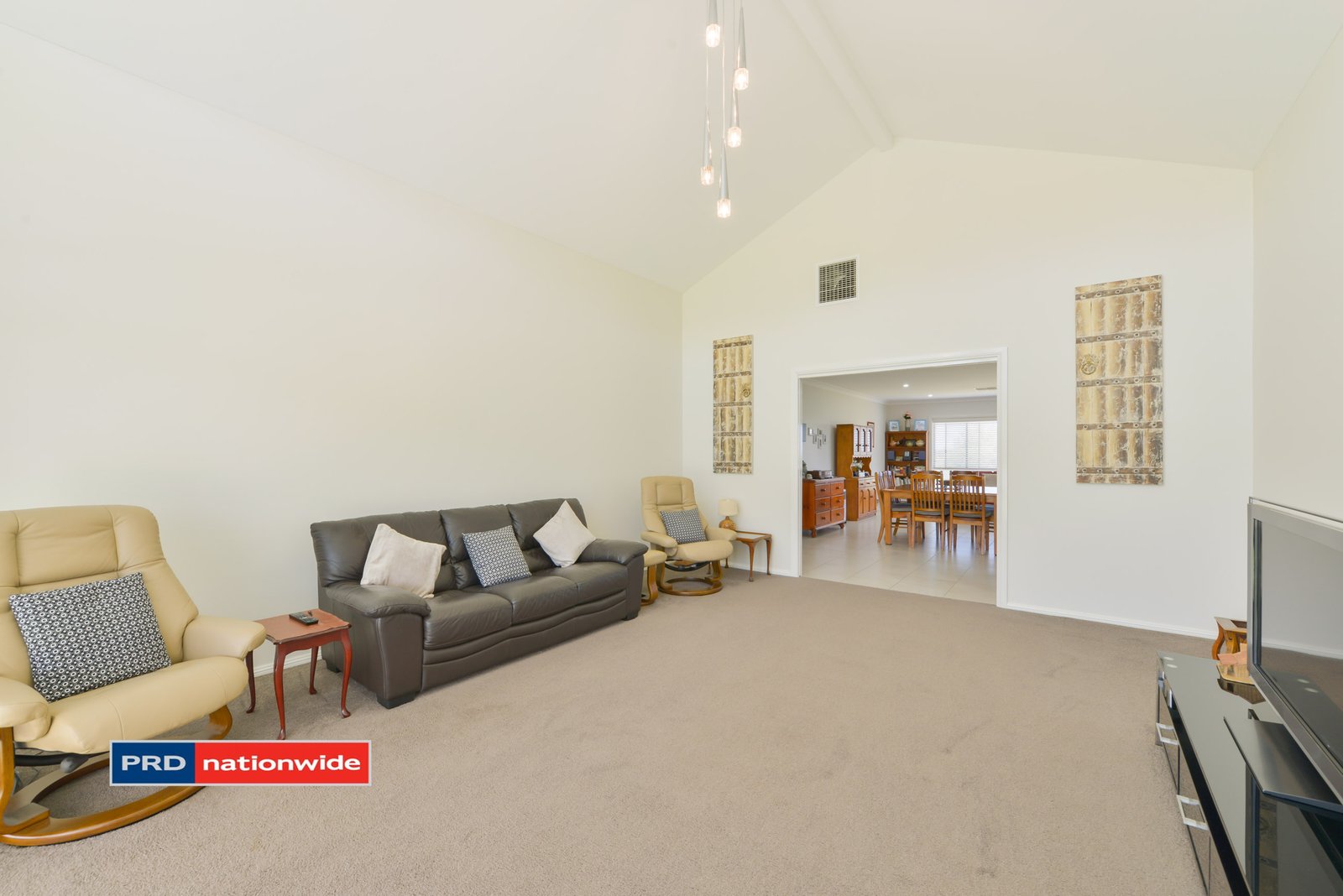 3 Barakula Drive TAMWORTH 16