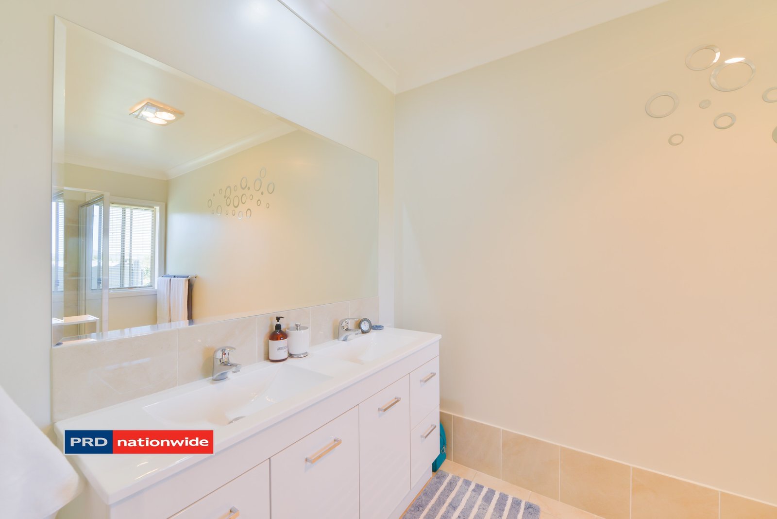3 Barakula Drive TAMWORTH 24
