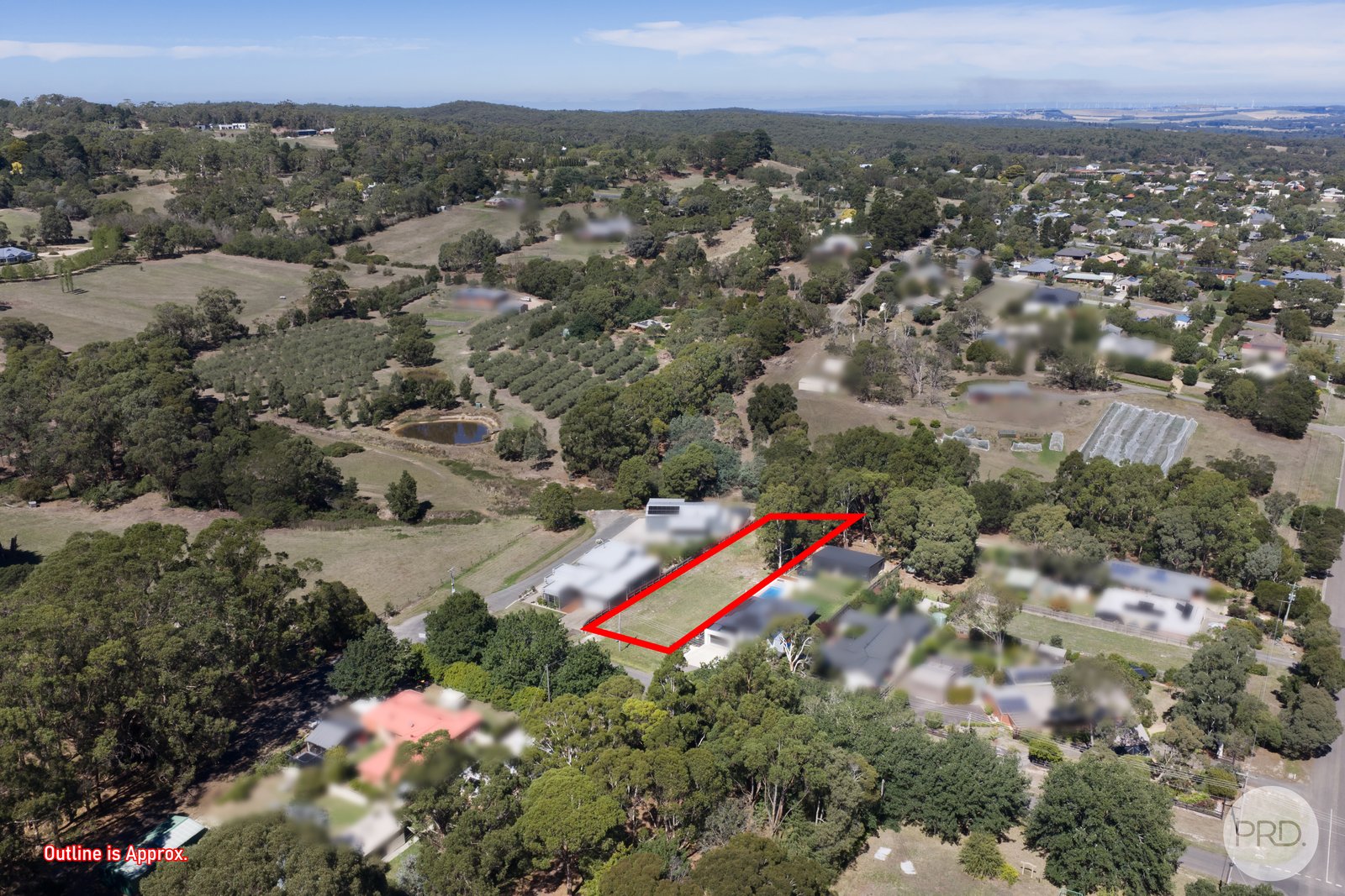 3 Barkly Street BUNINYONG 10