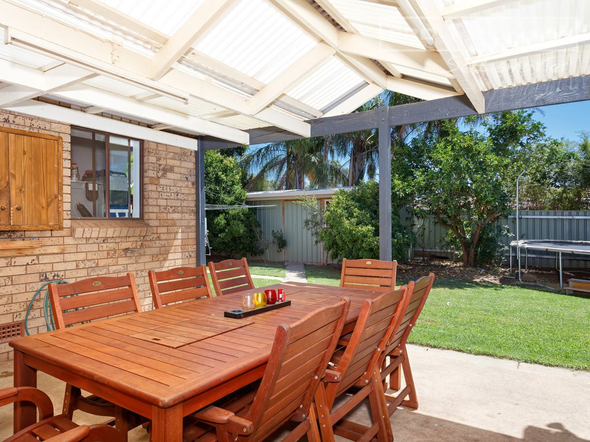 3 Bass Street LAKE ALBERT 1