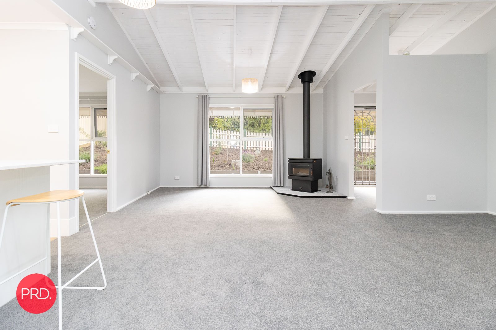 3 Beazley Street CAPTAINS FLAT 11