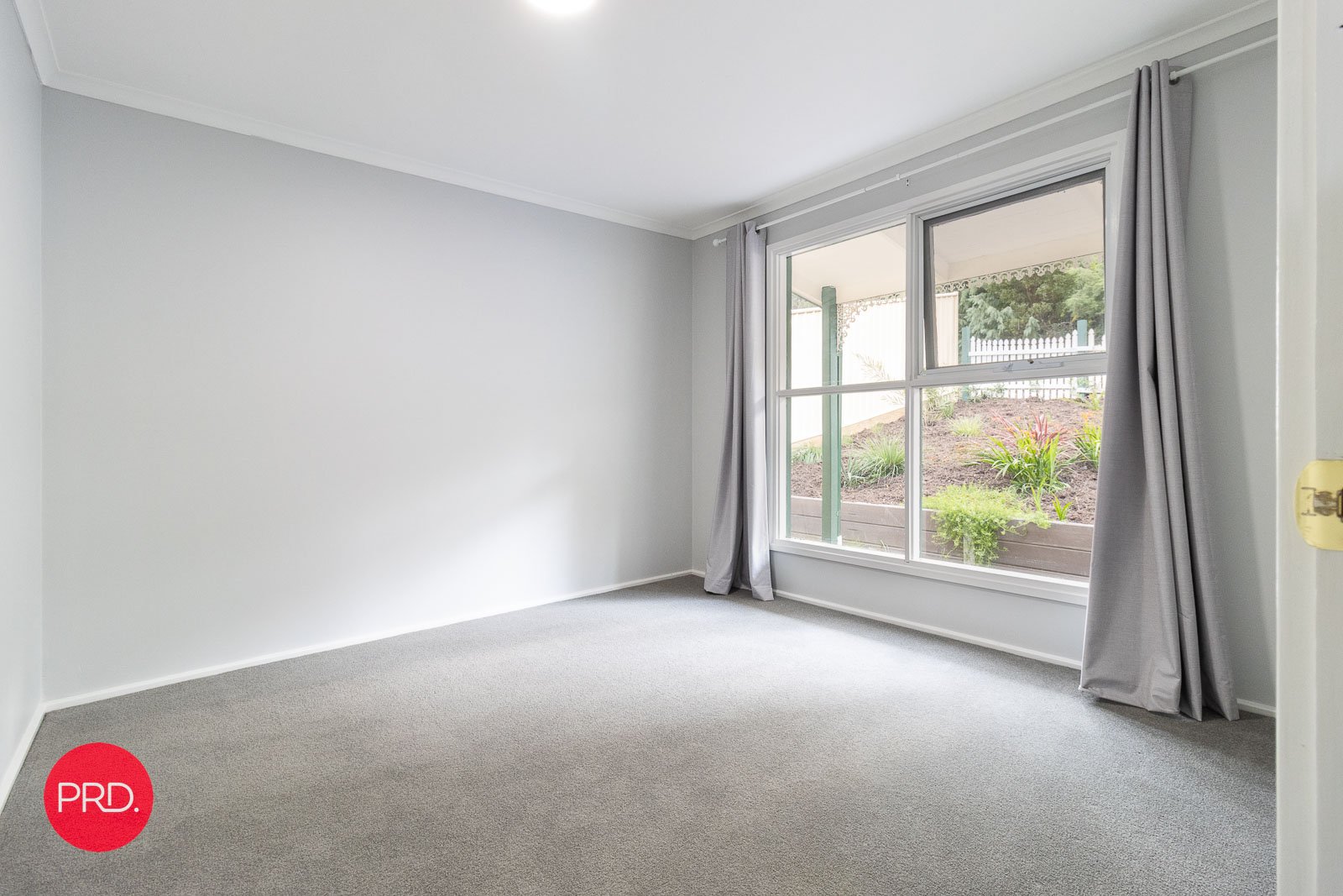 3 Beazley Street CAPTAINS FLAT 15