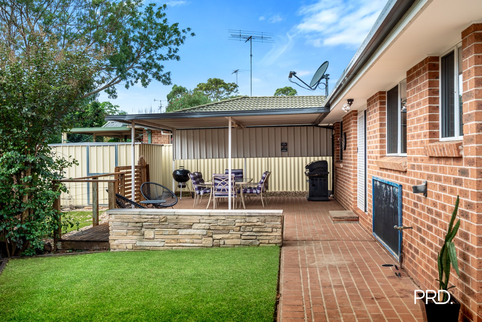 3 Becke Court GLENMORE PARK 11