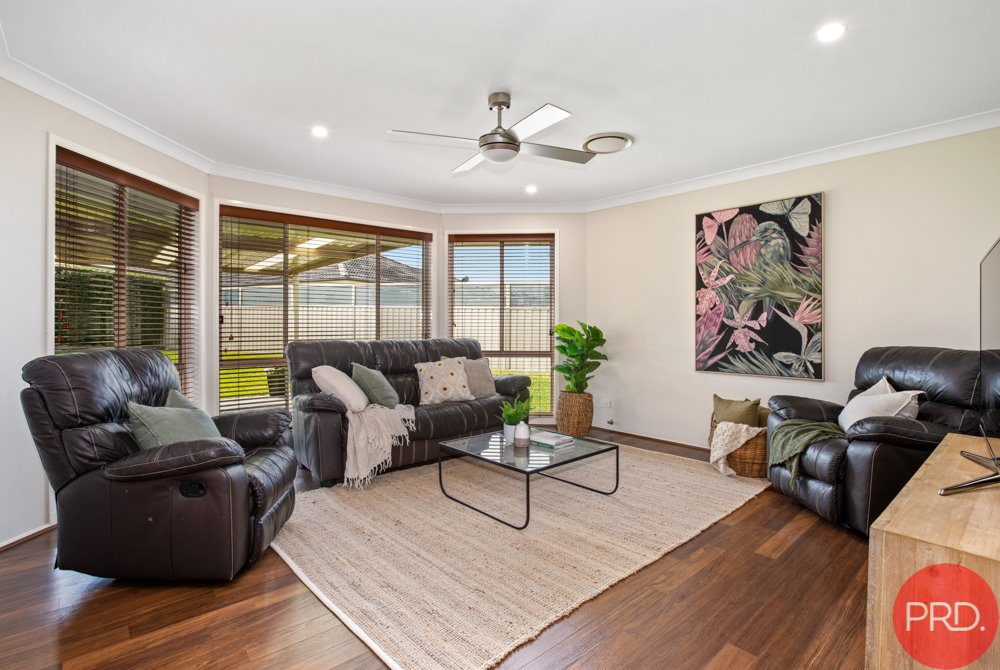 3 Belah Place LARGS 8