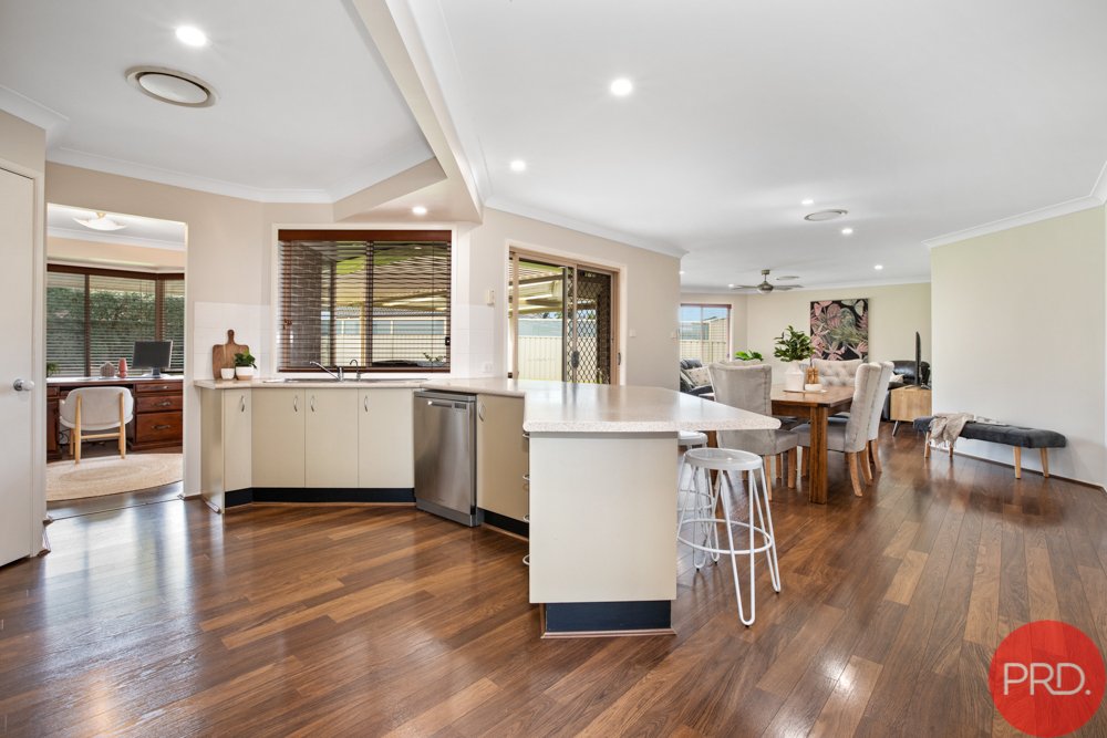 3 Belah Place LARGS 12