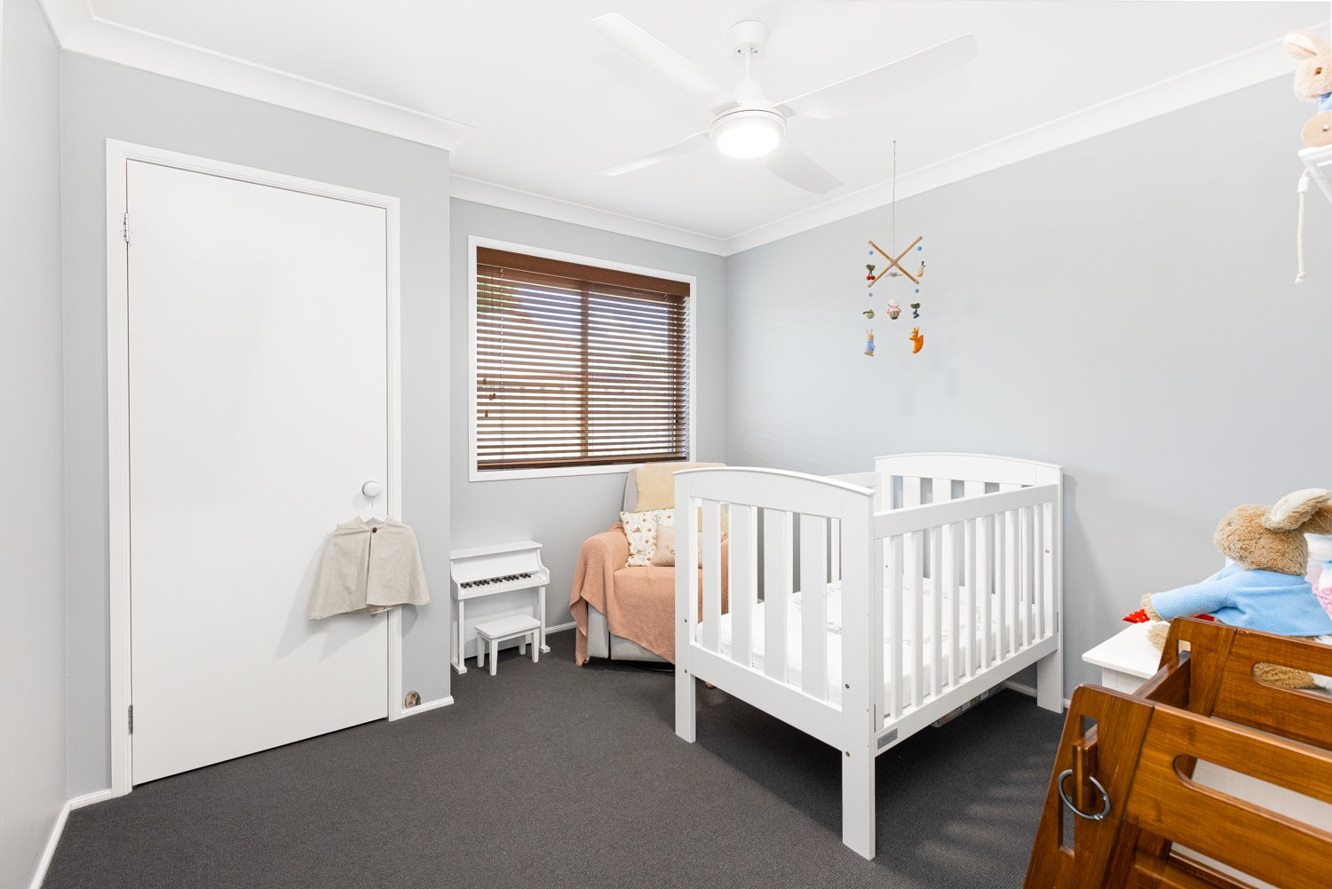 3 Belah Place LARGS 11