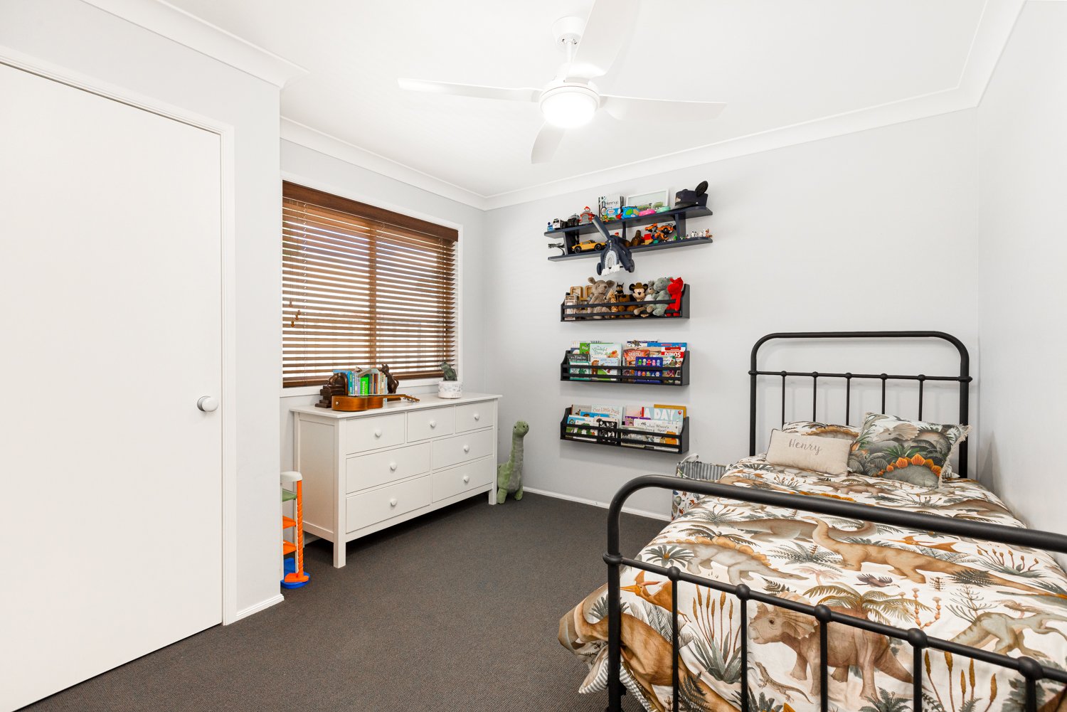 3 Belah Place LARGS 14