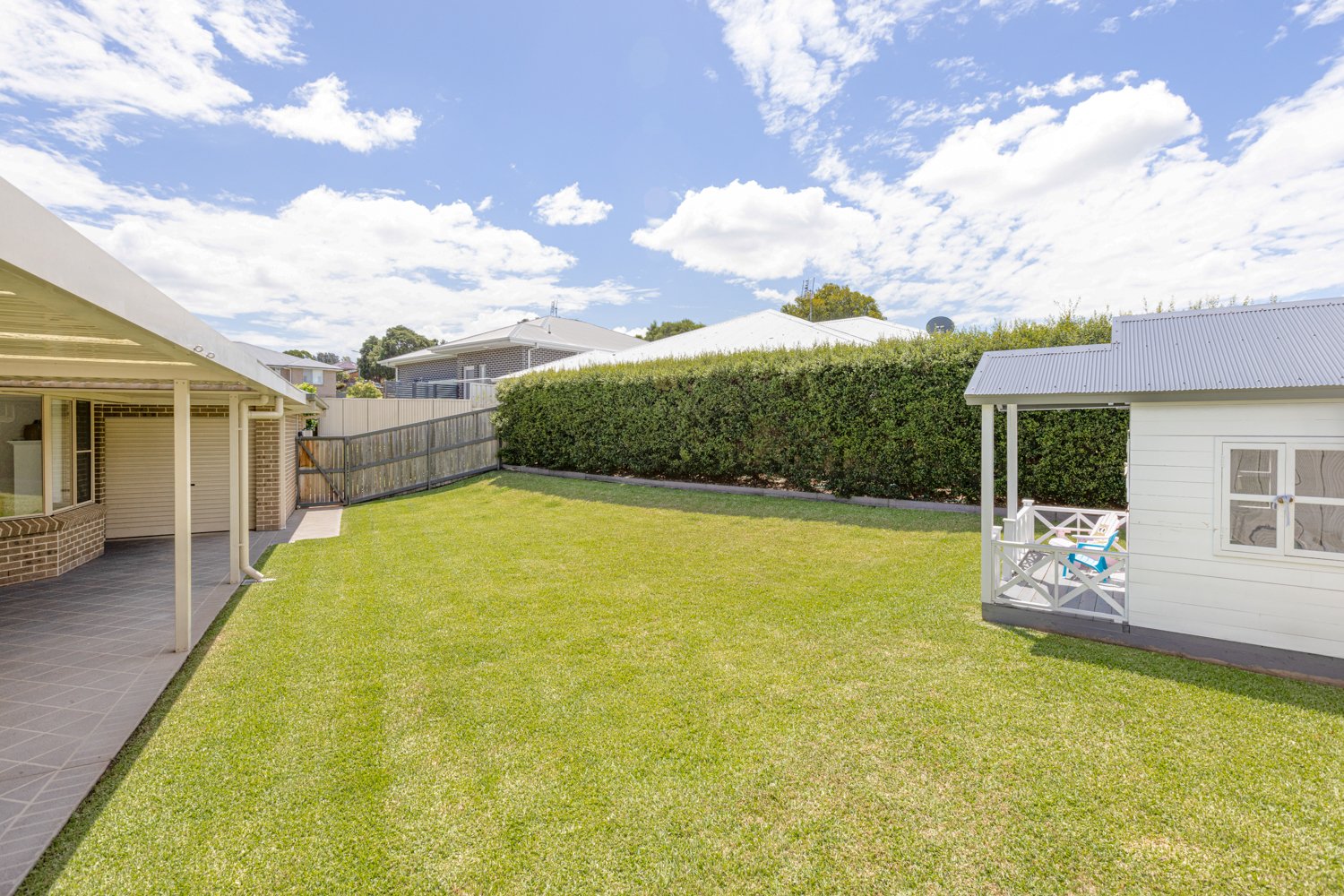 3 Belah Place LARGS 28