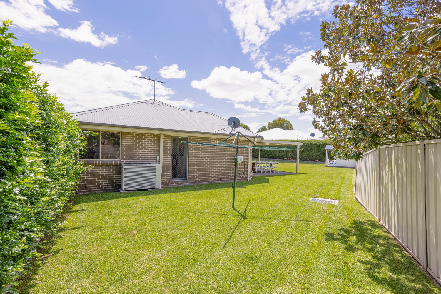 3 Belah Place LARGS 31