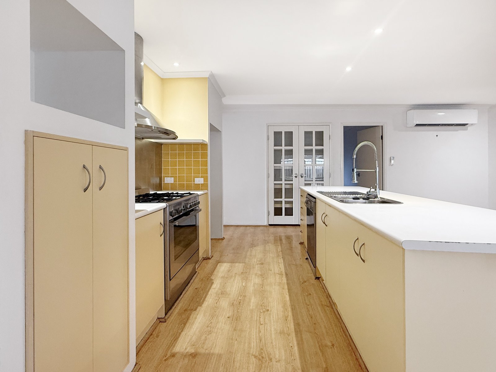 3 Bellwood Place MOLENDINAR 7