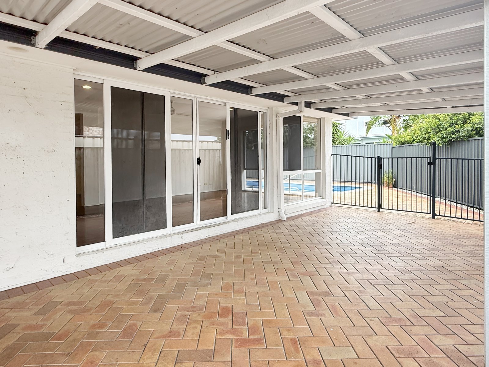 3 Bellwood Place MOLENDINAR 19